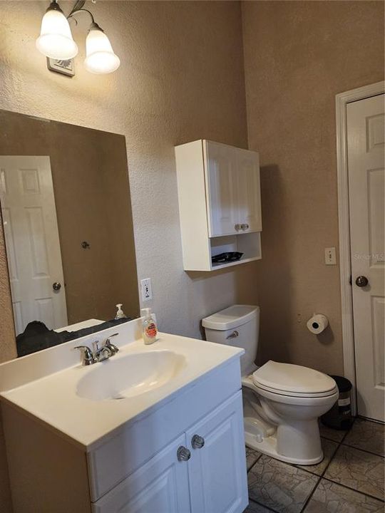 For Sale: $650,000 (5 beds, 3 baths, 2960 Square Feet)