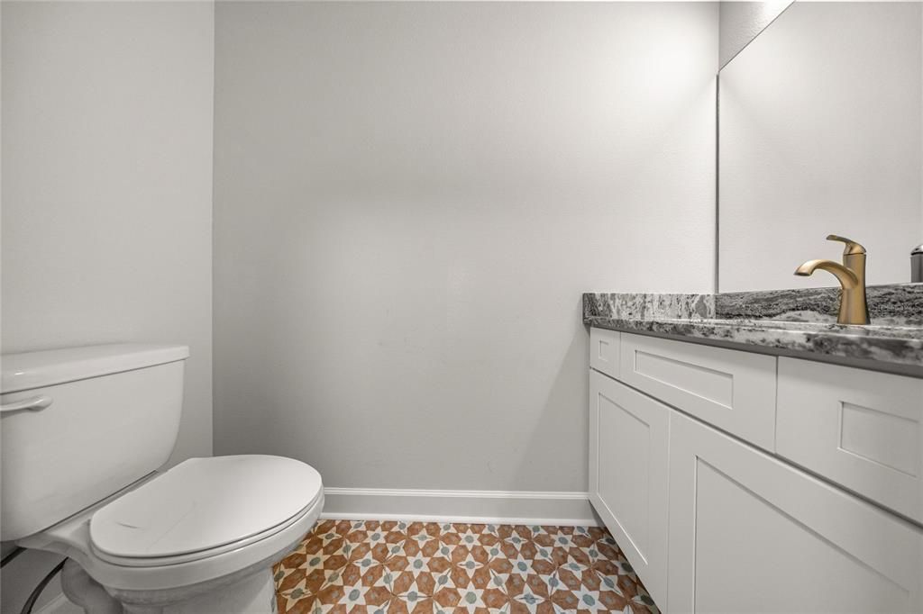 Active With Contract: $339,999 (3 beds, 2 baths, 1572 Square Feet)