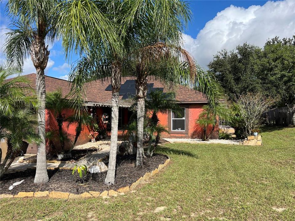 For Rent: $2,200 (3 beds, 2 baths, 1320 Square Feet)