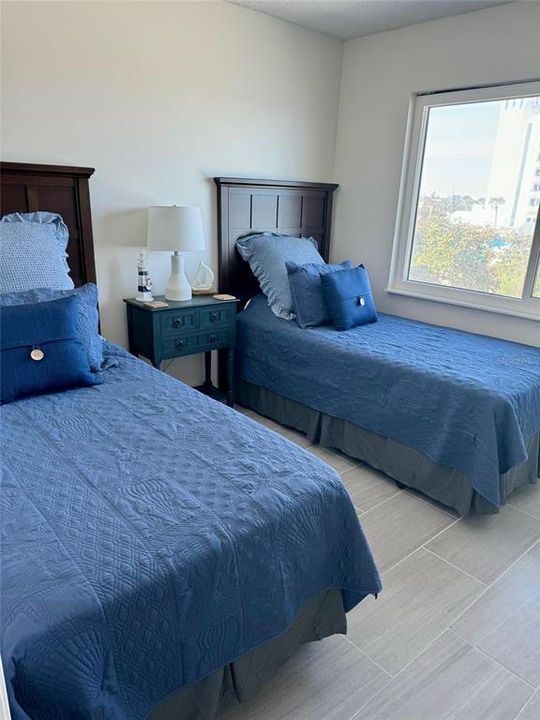 В аренду: $6,600 (3 спален, 2 ванн, 1240 Квадратных фут)