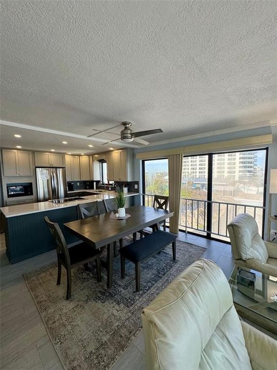 В аренду: $6,600 (3 спален, 2 ванн, 1240 Квадратных фут)