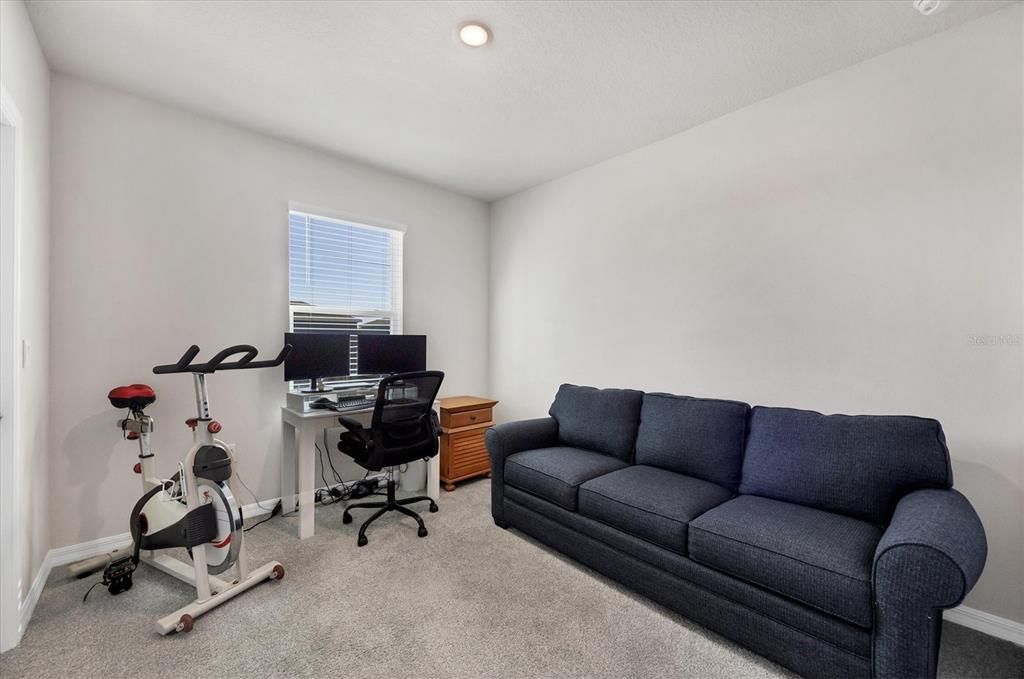 На продажу: $350,000 (3 спален, 2 ванн, 1745 Квадратных фут)