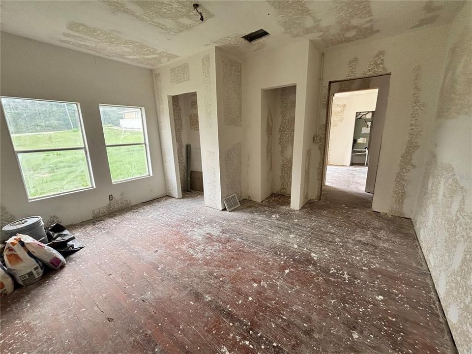 For Sale: $350,000 (0 beds, 0 baths, 1359 Square Feet)