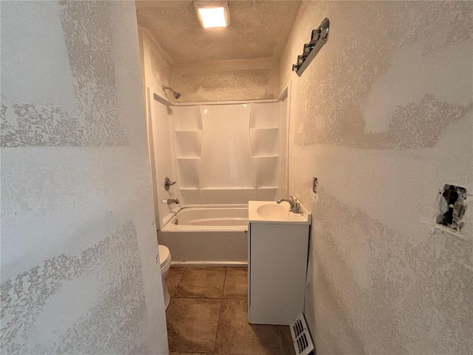 For Sale: $350,000 (0 beds, 0 baths, 1359 Square Feet)