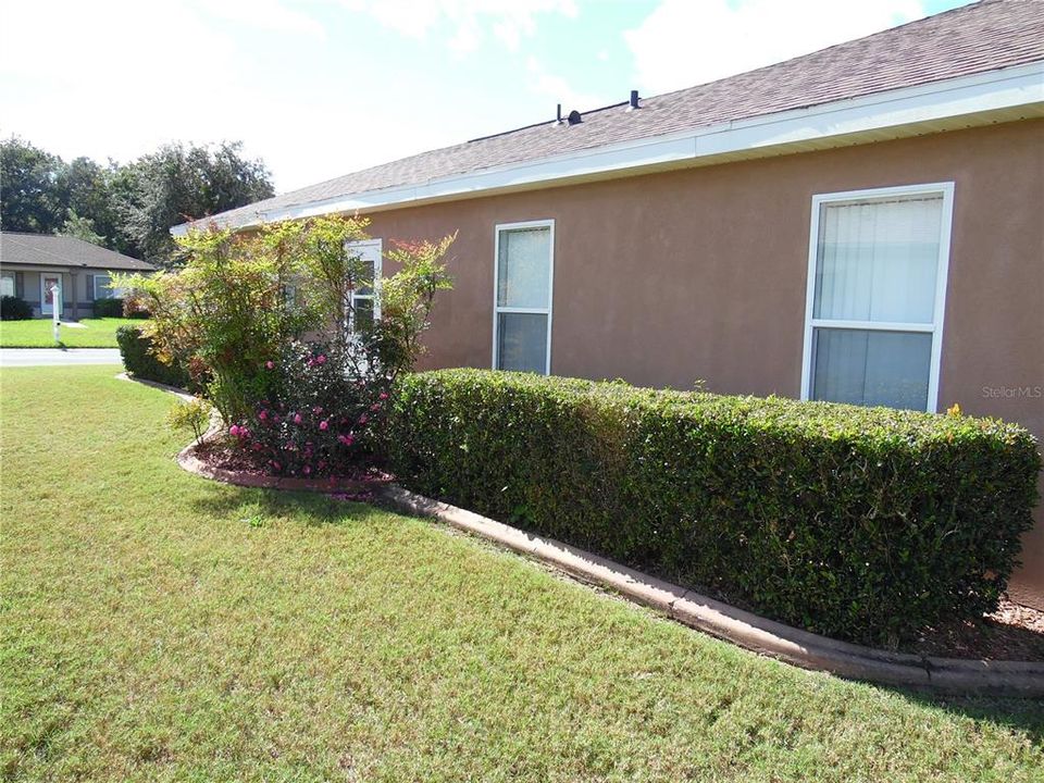 For Sale: $269,900 (3 beds, 2 baths, 1724 Square Feet)