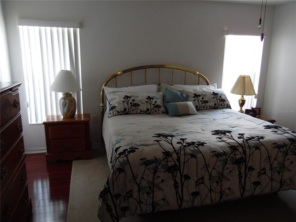 For Sale: $269,900 (3 beds, 2 baths, 1724 Square Feet)