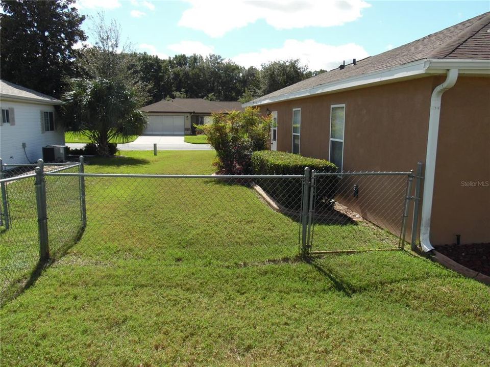 For Sale: $269,900 (3 beds, 2 baths, 1724 Square Feet)