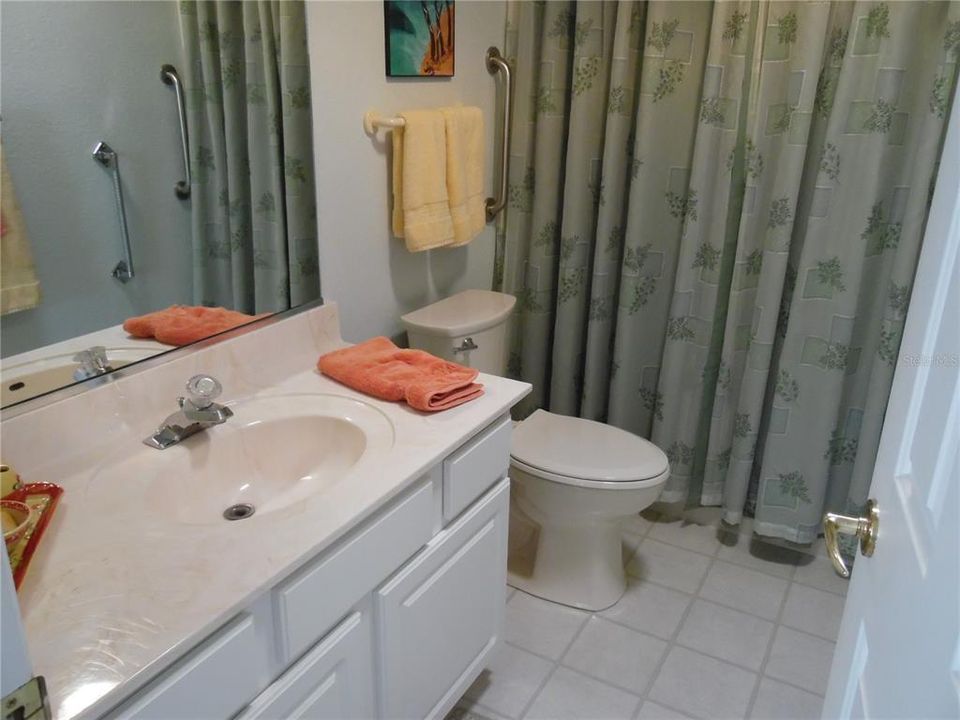 For Sale: $269,900 (3 beds, 2 baths, 1724 Square Feet)