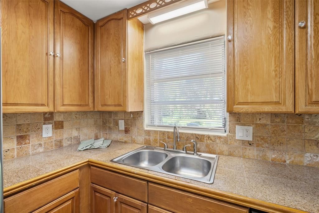 待售: $229,900 (3 贝兹, 2 浴室, 1092 平方英尺)