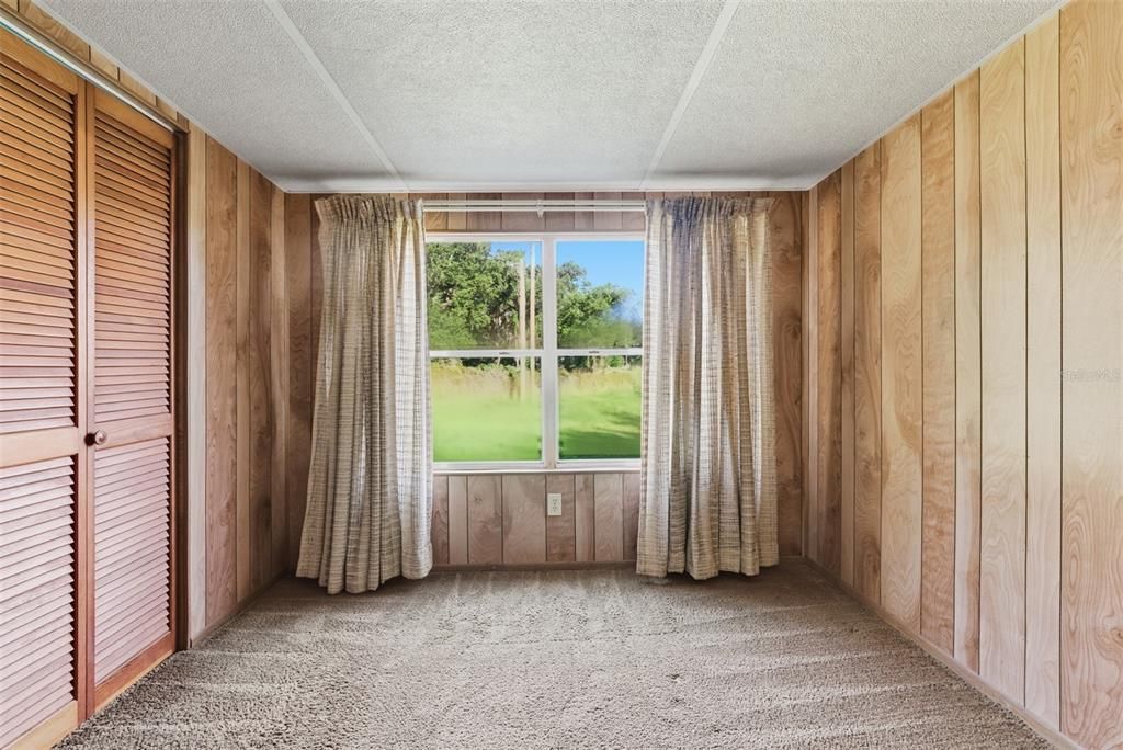 For Sale: $99,900 (2 beds, 2 baths, 1112 Square Feet)