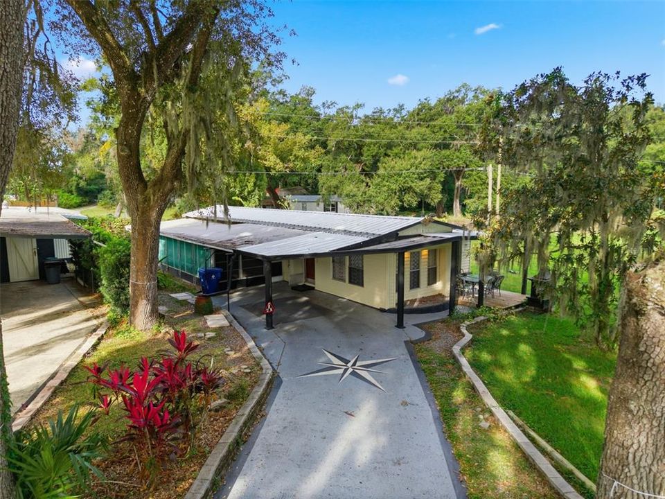 For Sale: $99,900 (2 beds, 2 baths, 1112 Square Feet)