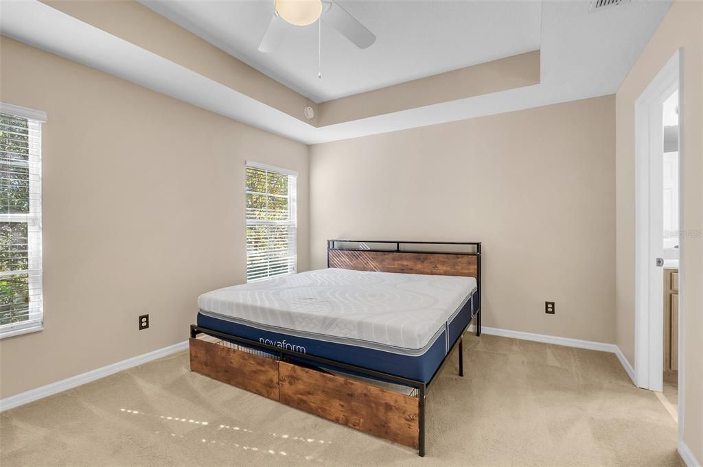 待售: $390,000 (3 贝兹, 2 浴室, 1656 平方英尺)