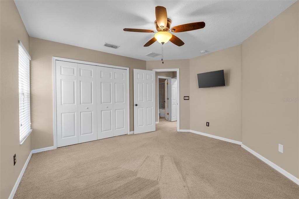 待售: $390,000 (3 贝兹, 2 浴室, 1656 平方英尺)