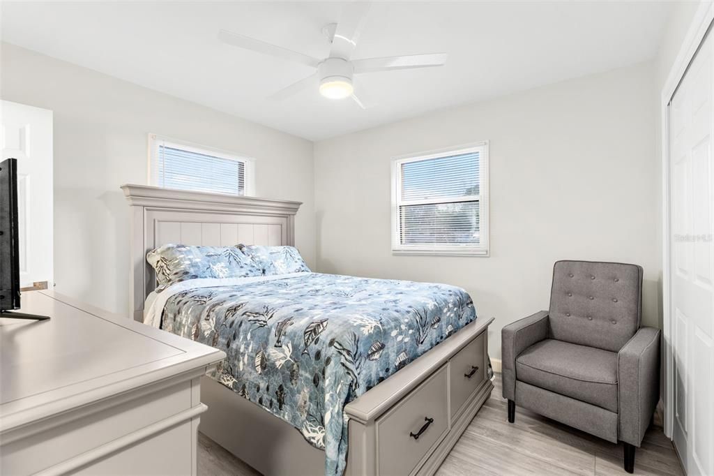 待售: $389,000 (3 贝兹, 2 浴室, 1292 平方英尺)