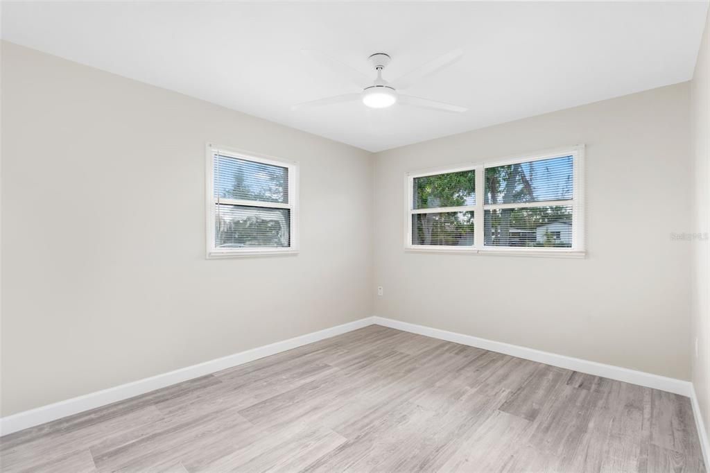 待售: $389,000 (3 贝兹, 2 浴室, 1292 平方英尺)