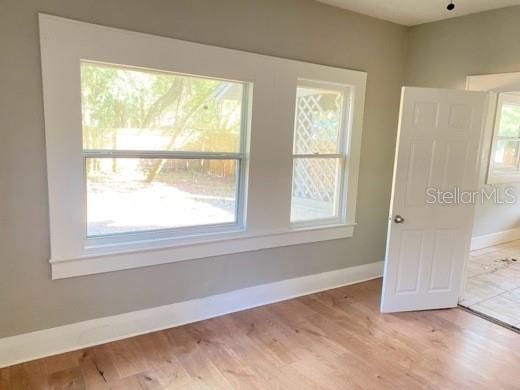 出租: $1,750 (2 贝兹, 1 浴室, 1144 平方英尺)