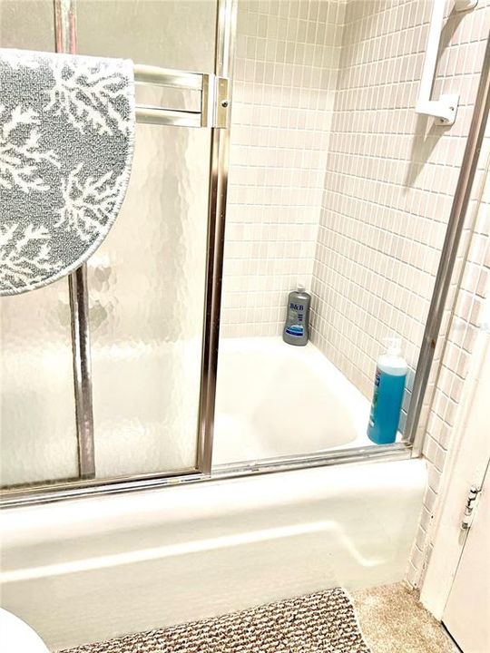 出租: $2,900 (2 贝兹, 2 浴室, 970 平方英尺)