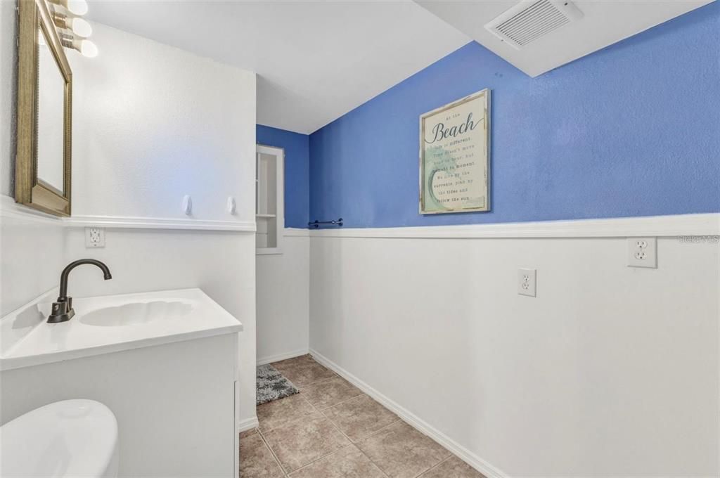 En Venta: $299,000 (3 camas, 2 baños, 1200 Pies cuadrados)