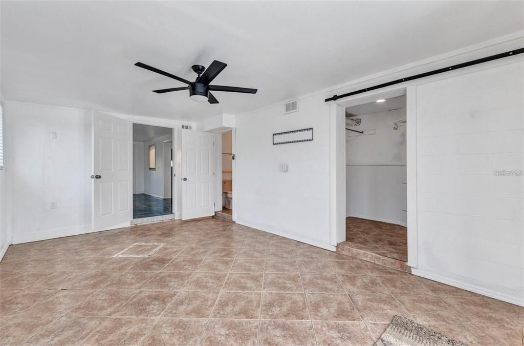 En Venta: $299,000 (3 camas, 2 baños, 1200 Pies cuadrados)