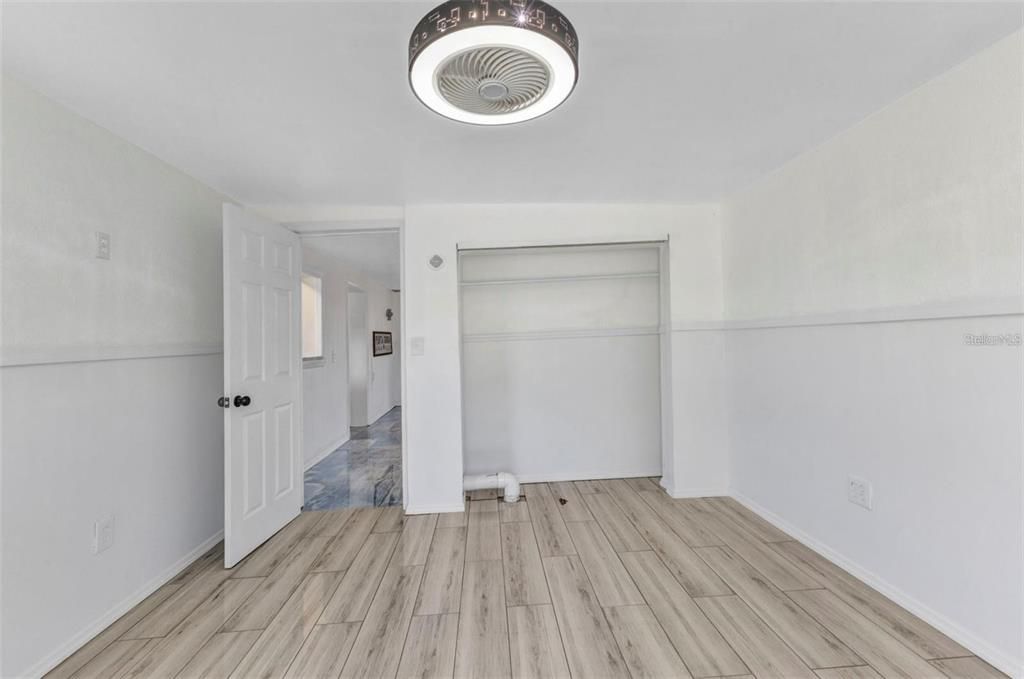 En Venta: $299,000 (3 camas, 2 baños, 1200 Pies cuadrados)