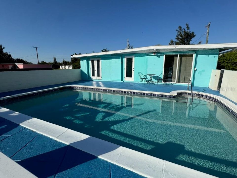 En Venta: $299,000 (3 camas, 2 baños, 1200 Pies cuadrados)