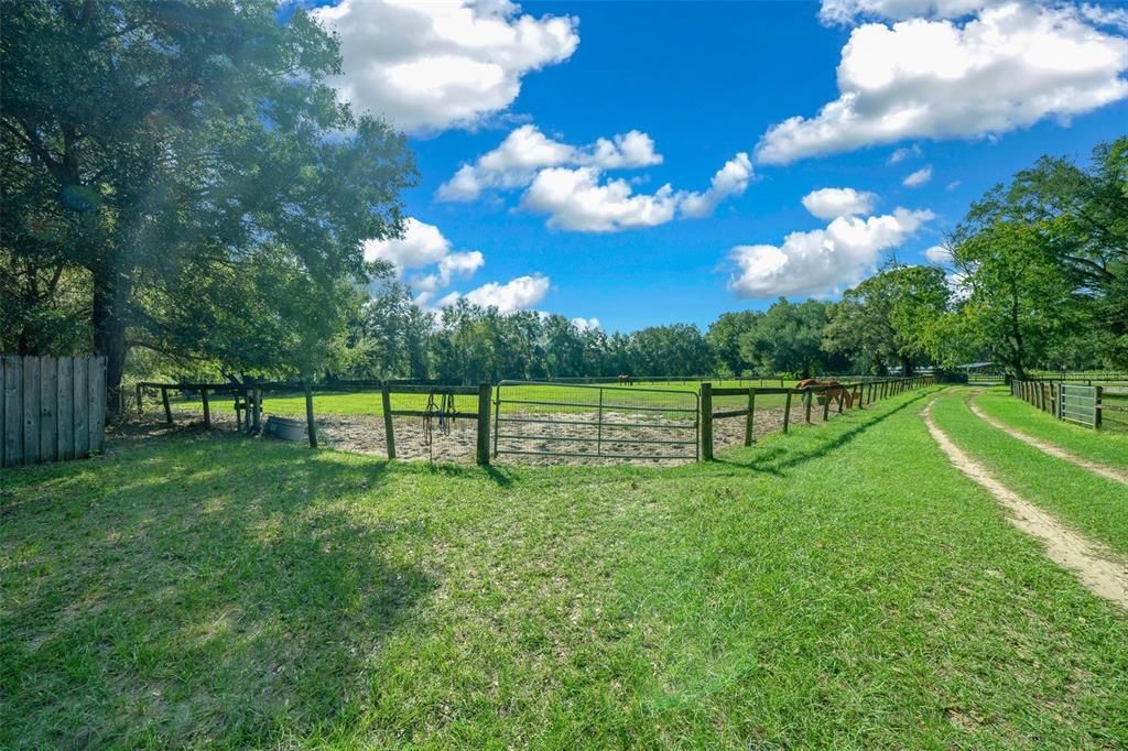 For Sale: $499,900 (4 beds, 3 baths, 2942 Square Feet)