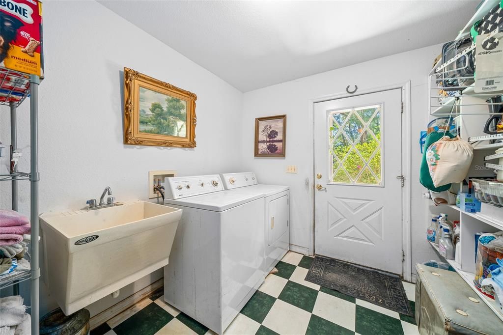 For Sale: $499,900 (4 beds, 3 baths, 2942 Square Feet)