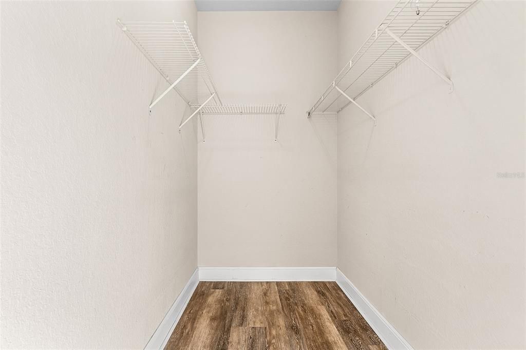 For Sale: $399,000 (3 beds, 3 baths, 2015 Square Feet)