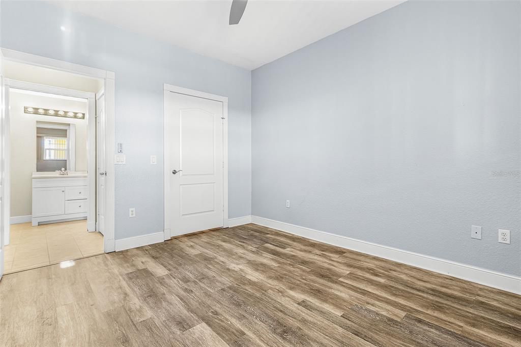 For Sale: $399,000 (3 beds, 3 baths, 2015 Square Feet)