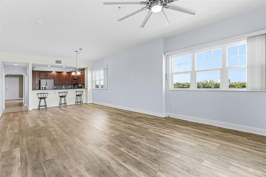 For Sale: $399,000 (3 beds, 3 baths, 2015 Square Feet)