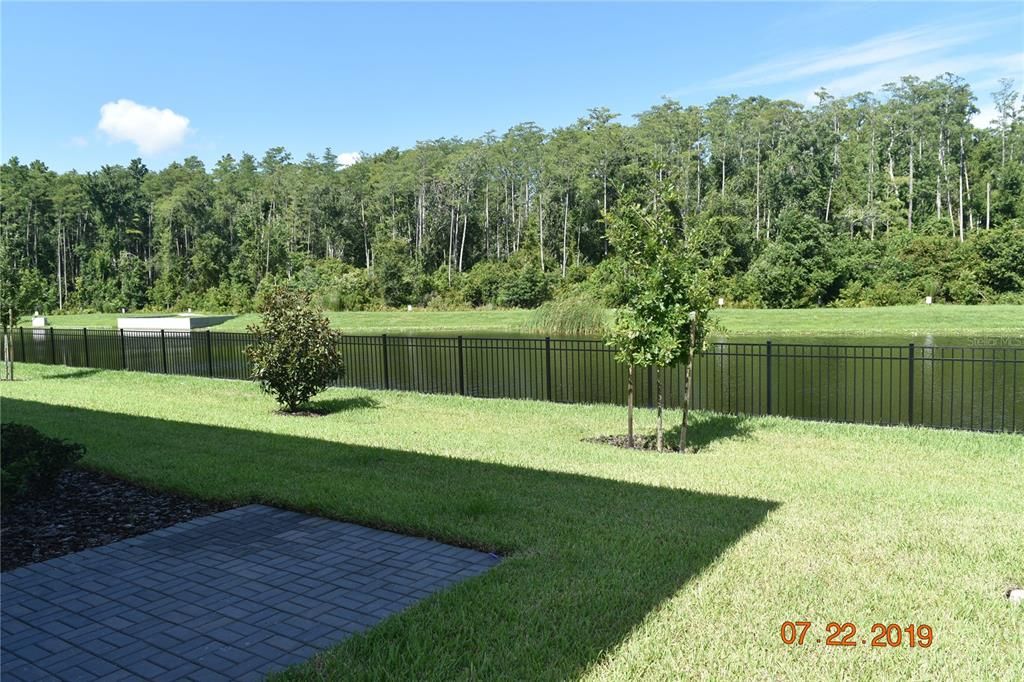 For Rent: $2,445 (3 beds, 2 baths, 1703 Square Feet)