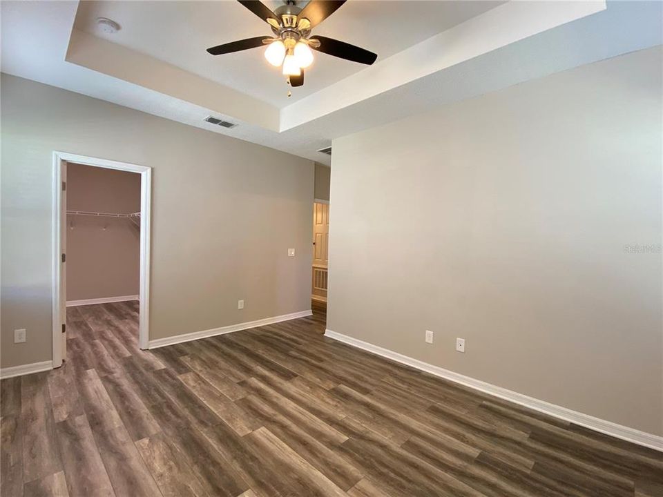 For Rent: $2,445 (3 beds, 2 baths, 1703 Square Feet)