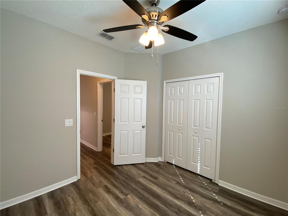 For Rent: $2,445 (3 beds, 2 baths, 1703 Square Feet)