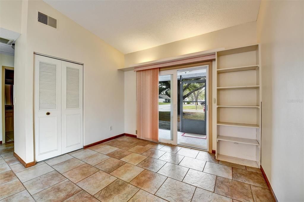 待售: $289,900 (2 贝兹, 2 浴室, 1109 平方英尺)