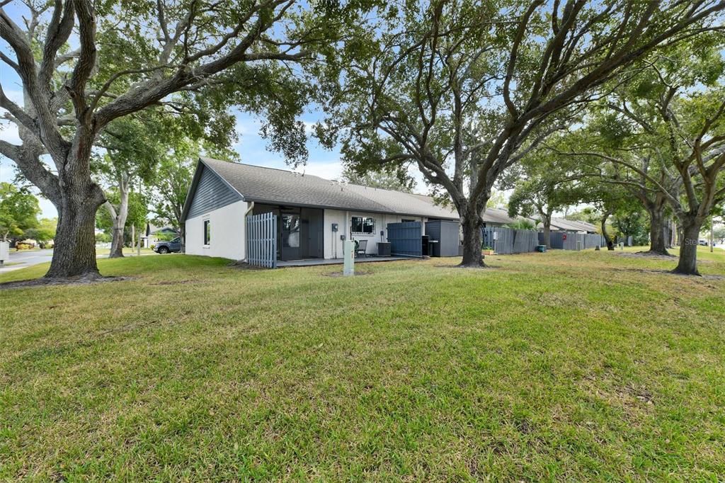 待售: $289,900 (2 贝兹, 2 浴室, 1109 平方英尺)