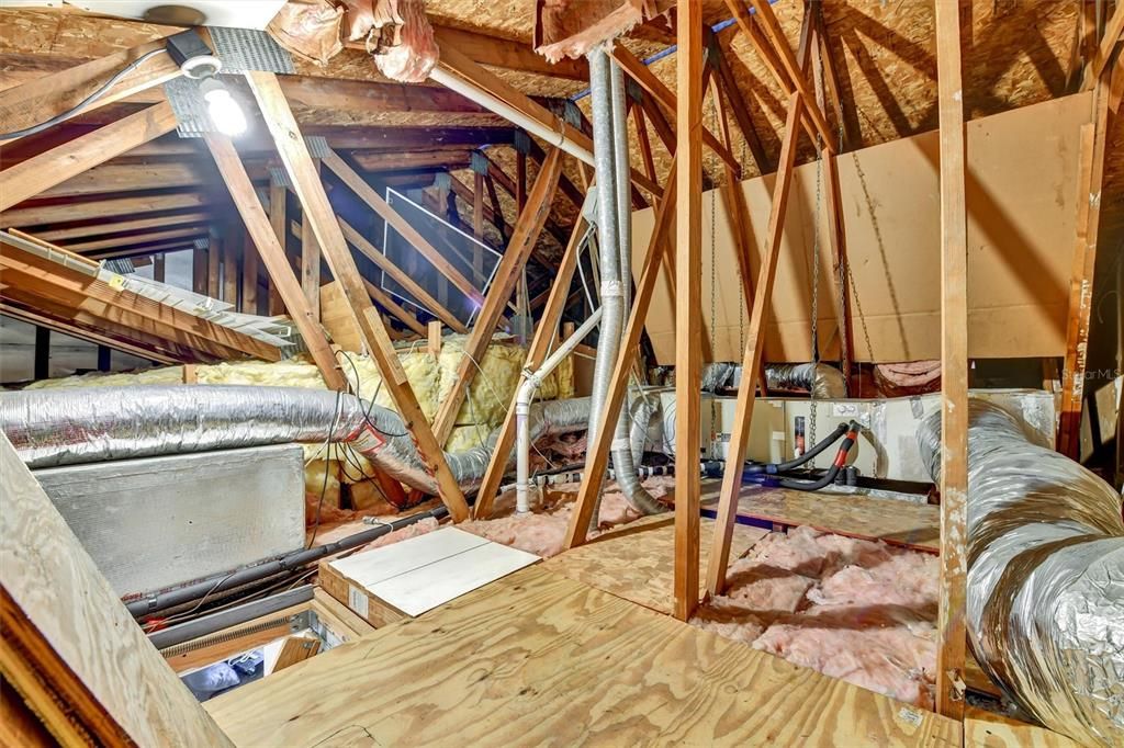 待售: $289,900 (2 贝兹, 2 浴室, 1109 平方英尺)