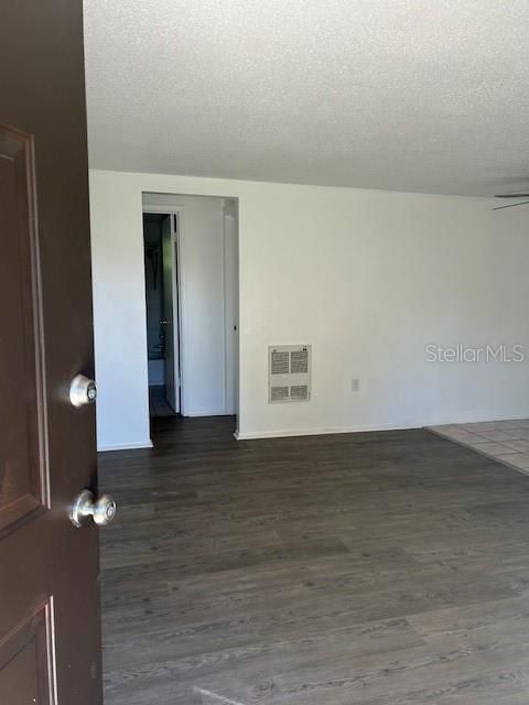 For Rent: $1,100 (1 beds, 1 baths, 540 Square Feet)