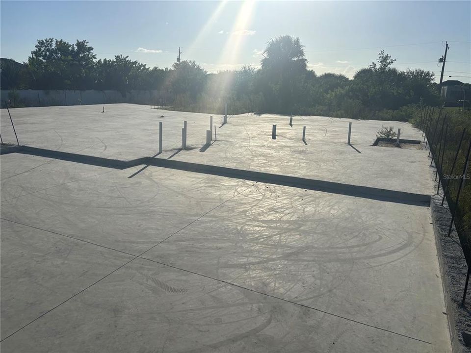 待售: $70,000 (0.23 acres)