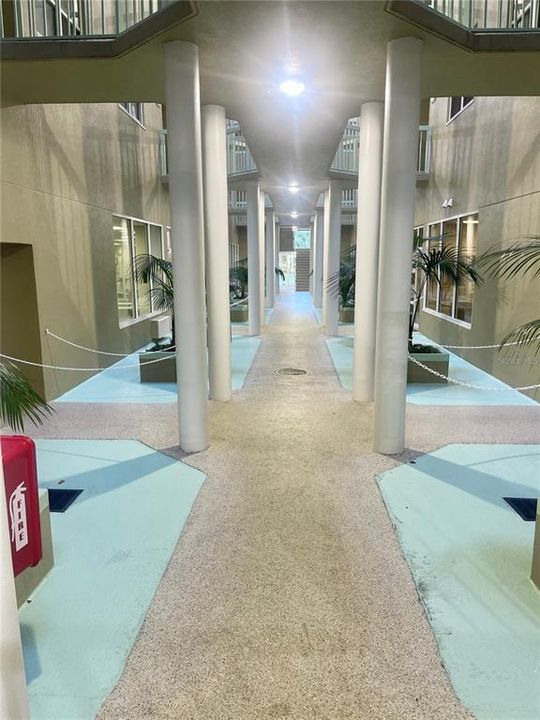 For Sale: $215,000 (2 beds, 2 baths, 1400 Square Feet)