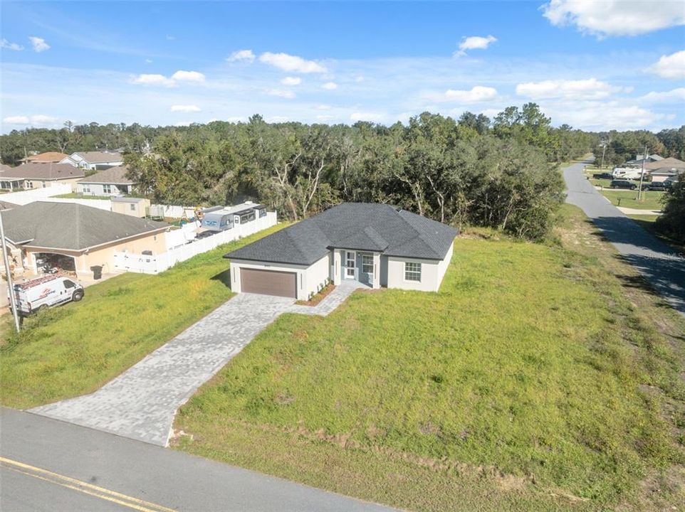 待售: $329,000 (4 贝兹, 2 浴室, 1751 平方英尺)