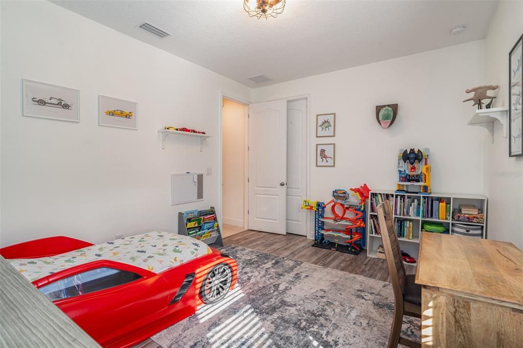 Active With Contract: $3,750 (4 beds, 4 baths, 2693 Square Feet)