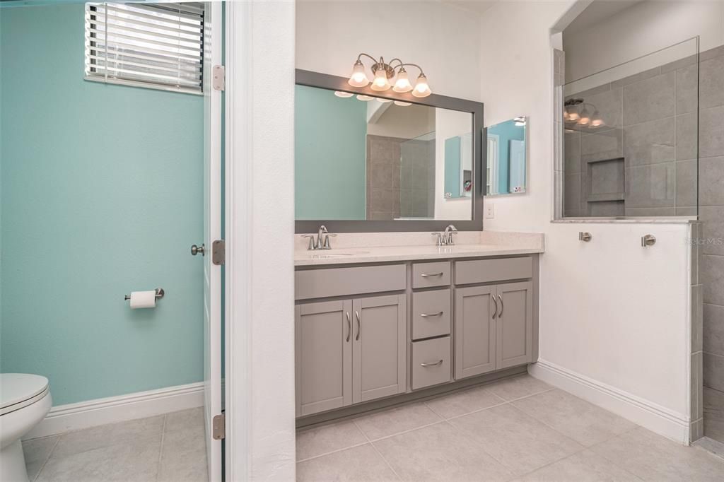 Active With Contract: $3,750 (4 beds, 4 baths, 2693 Square Feet)