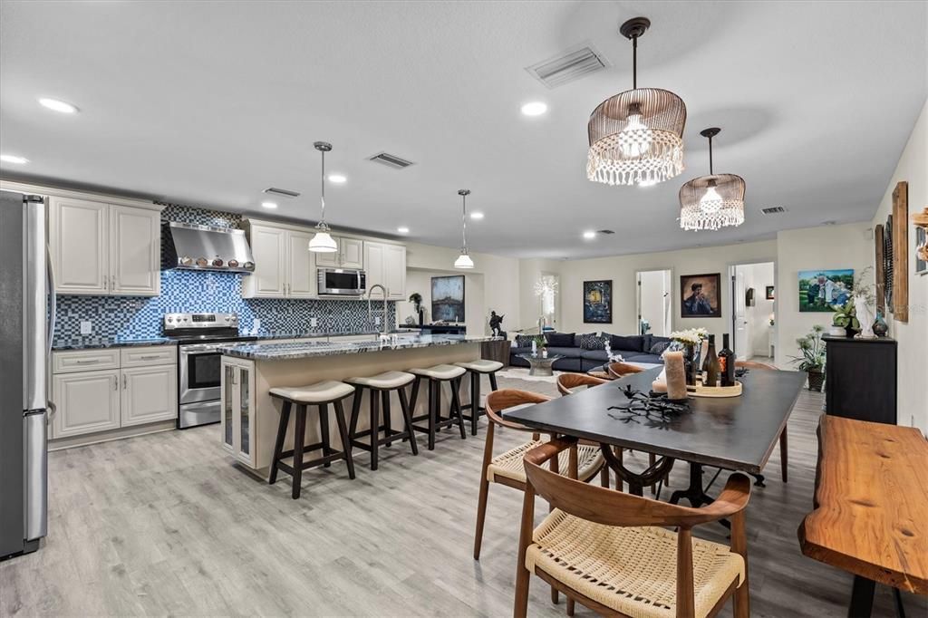 Active With Contract: $1,250,000 (4 beds, 2 baths, 2850 Square Feet)