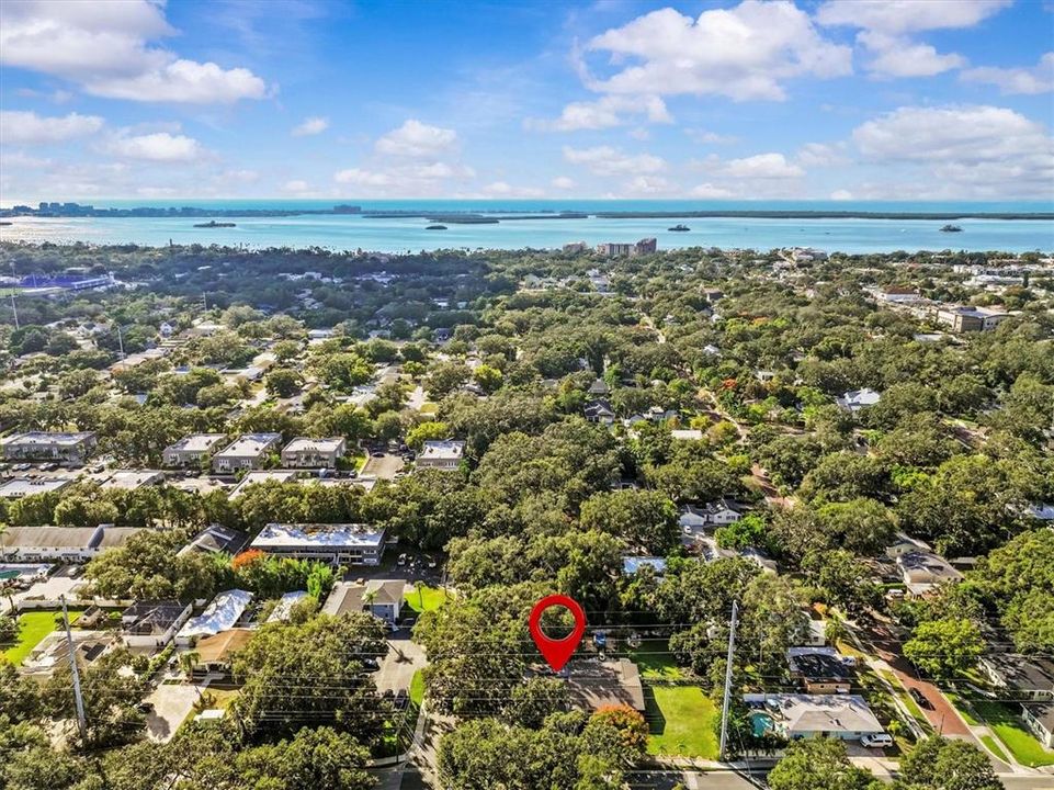 Active With Contract: $1,250,000 (4 beds, 2 baths, 2850 Square Feet)