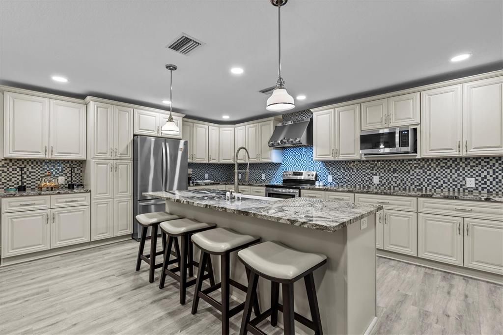 Active With Contract: $1,250,000 (4 beds, 2 baths, 2850 Square Feet)