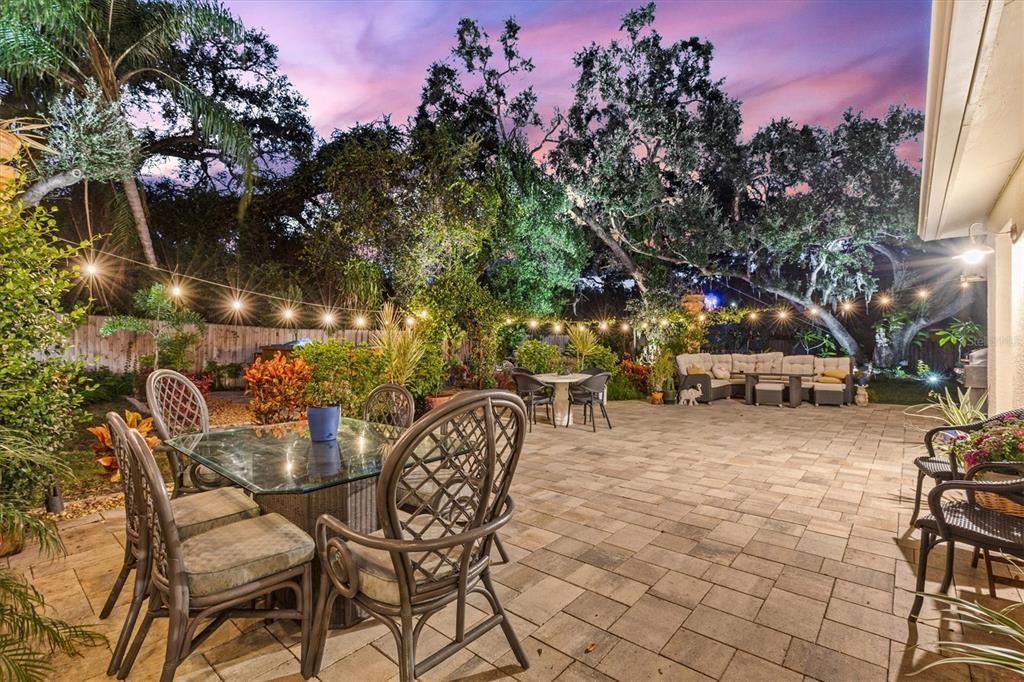 Active With Contract: $1,250,000 (4 beds, 2 baths, 2850 Square Feet)