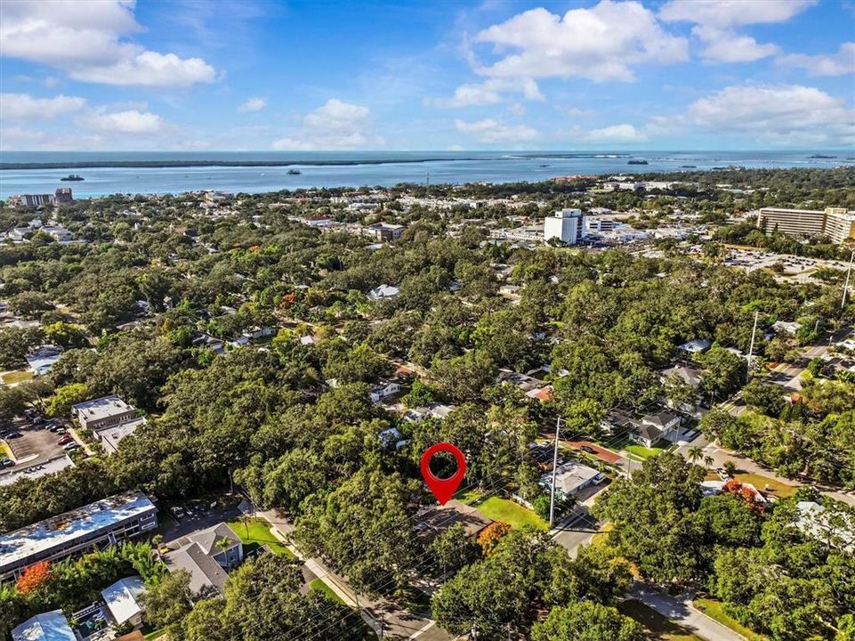 Active With Contract: $1,250,000 (4 beds, 2 baths, 2850 Square Feet)