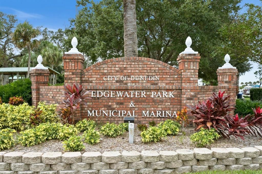 Active With Contract: $1,250,000 (4 beds, 2 baths, 2850 Square Feet)