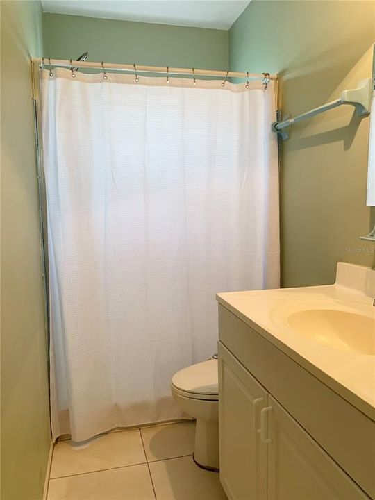 待售: $399,000 (2 贝兹, 2 浴室, 1290 平方英尺)