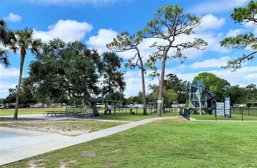 待售: $399,000 (2 贝兹, 2 浴室, 1290 平方英尺)